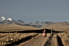 Bolivia - Altiplano - Condoriri - villagers 10