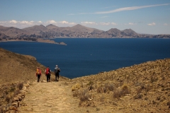 Bolivia - Lake Titicaca - Isla del Sol - tourists 52