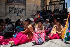 La Paz, Bolivia. 18th Nov 2019. Groups composed mostly of inidiginous people protested in the center of La Paz against interim president Jaenine Áñez. On that day the protests remained peaceful. Radoslaw Czajkowski