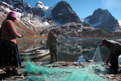 Bolivia - people - Condoriri - fisher 41